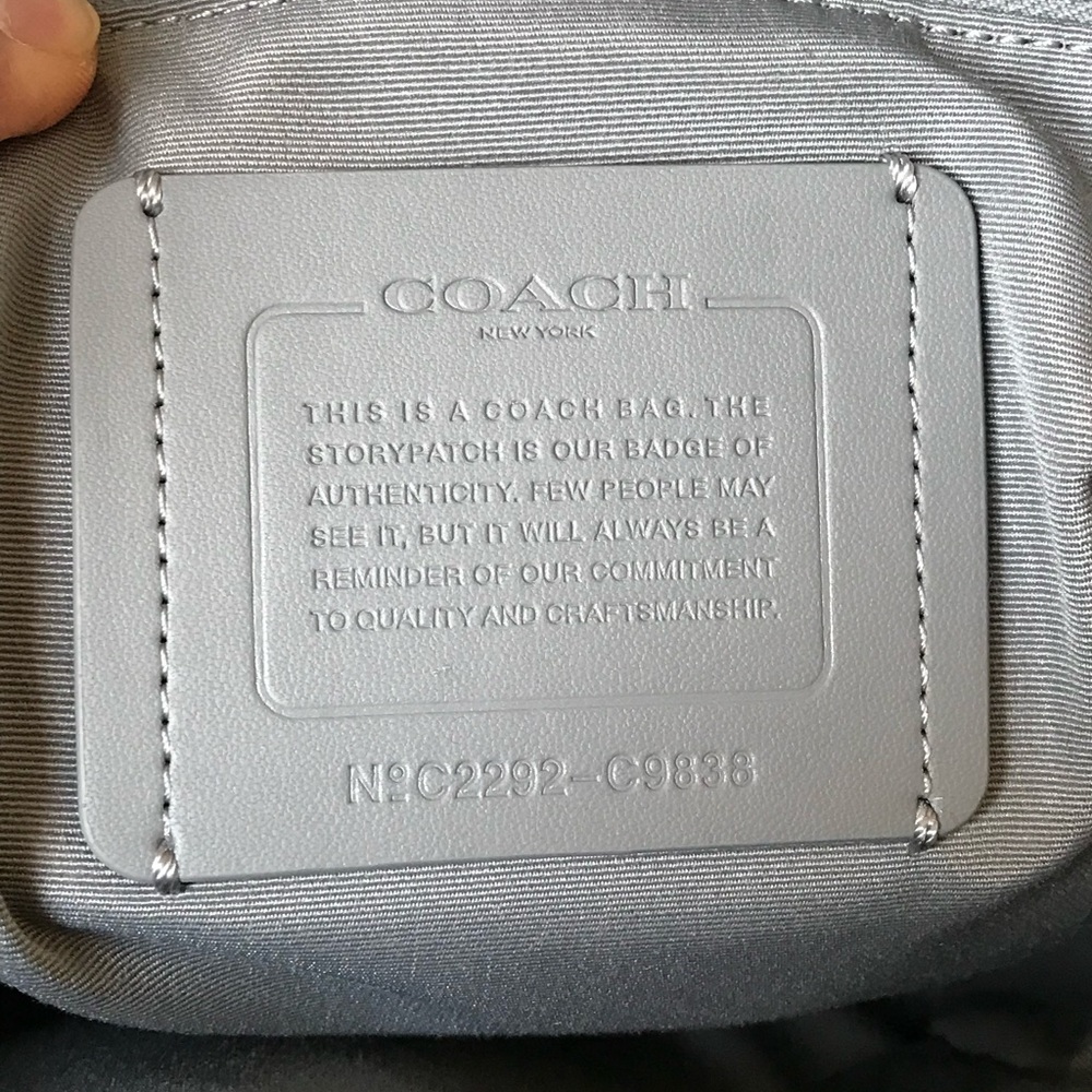 ✅Coach Sling Pack Men - Picture 9 of 13